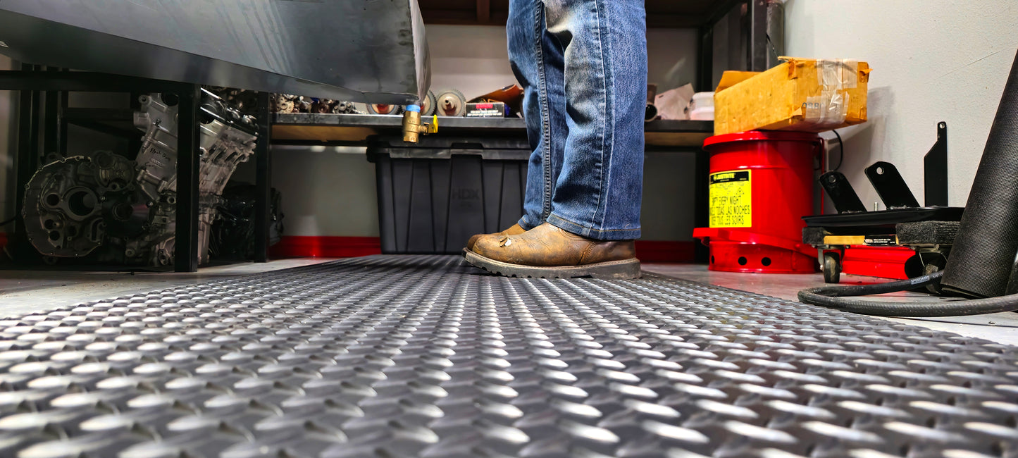 American Classic® Diamond Plate Anti-Fatigue Mat