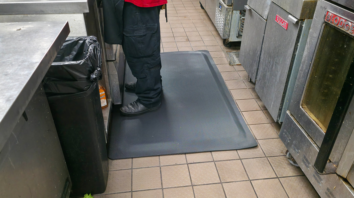Pyramid Top Knobbed Back Anti-Fatigue
