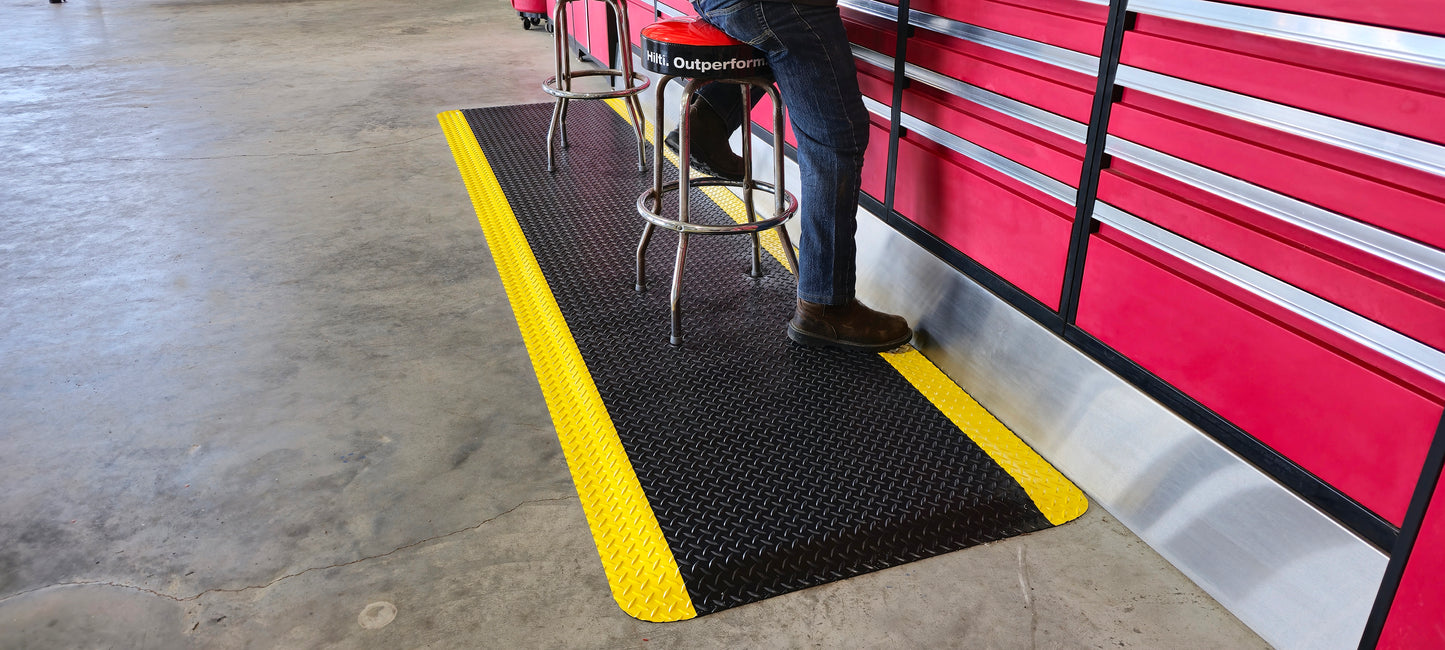 American Classic® Diamond Plate Anti-Fatigue Mat