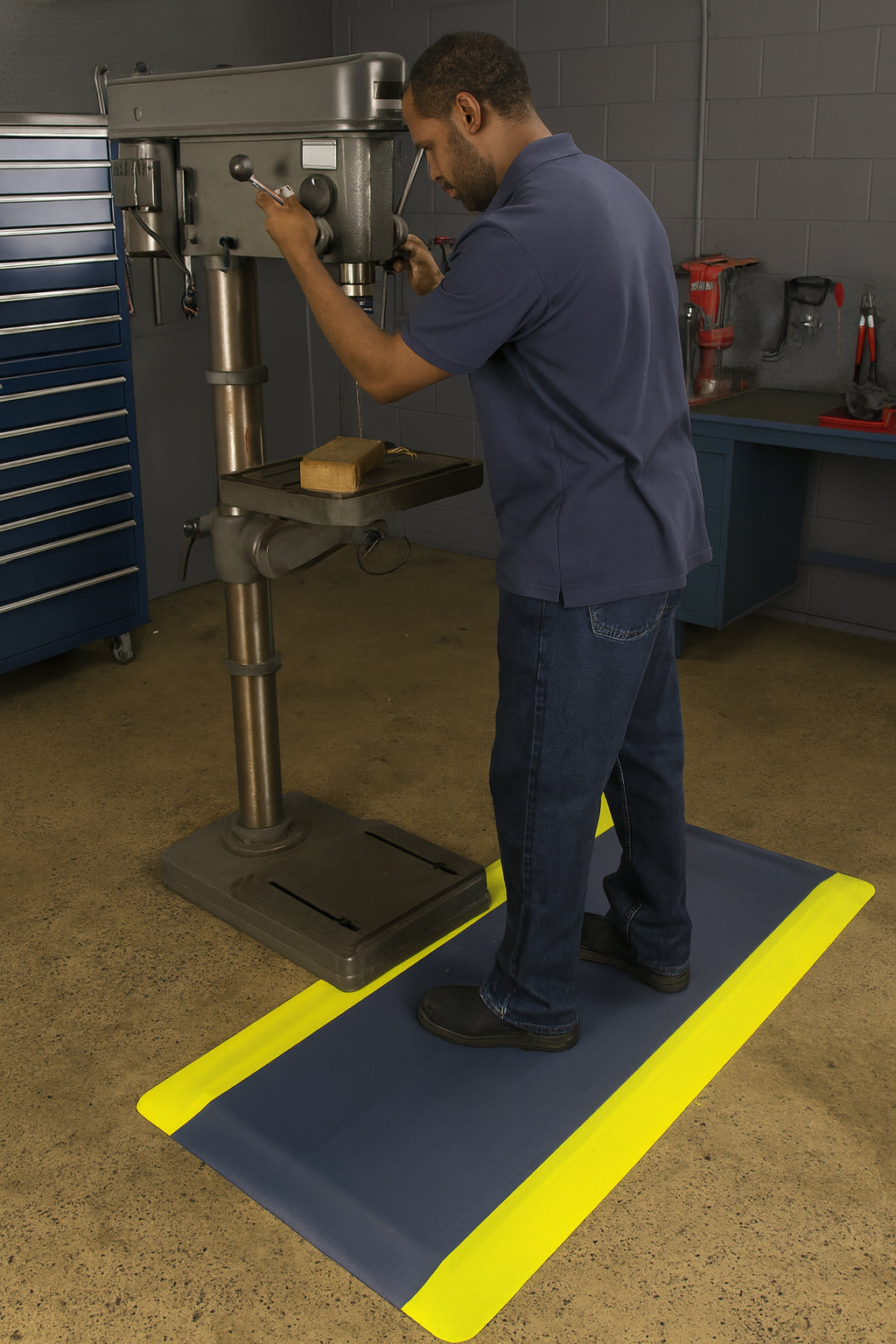 Corrugated® Anti-Fatigue Mat