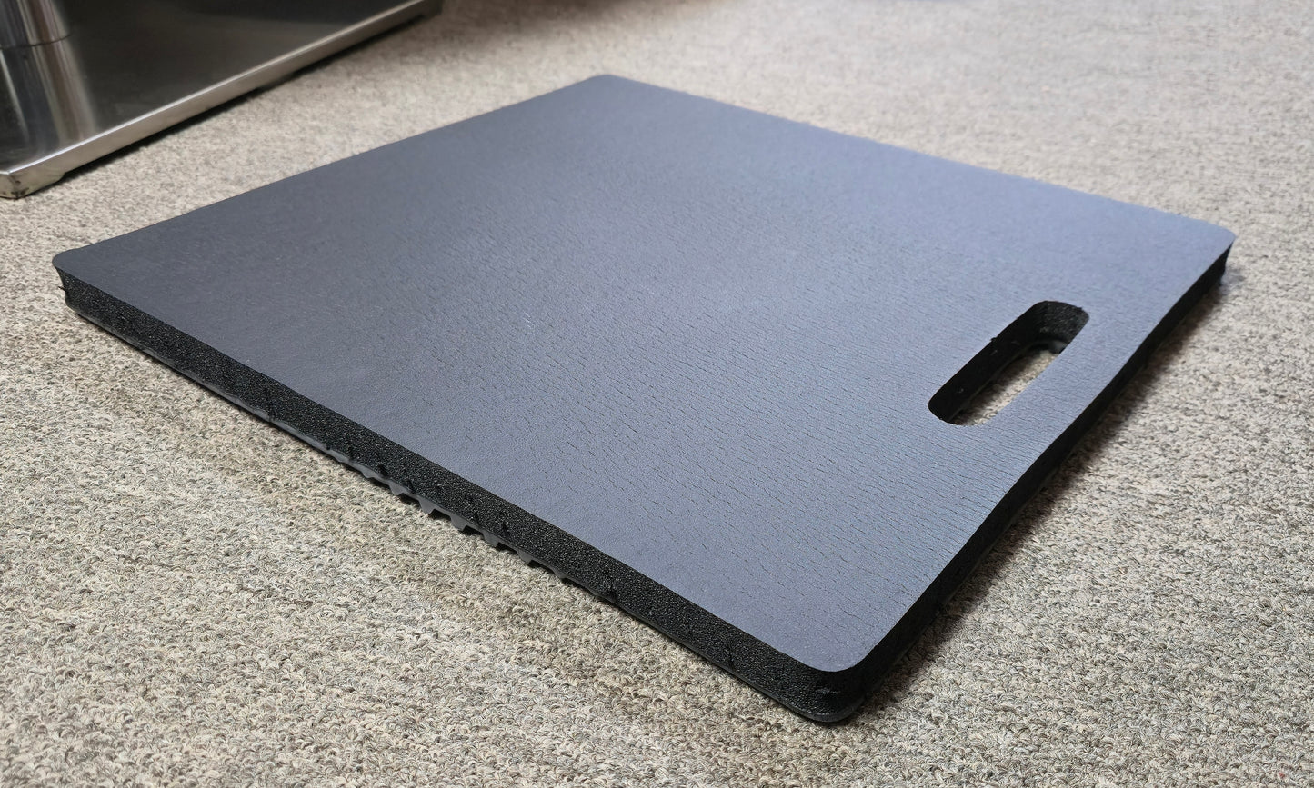 Rhino Knobbed Back Knee Pad® – Heavy-Duty Industrial Kneeling Pad