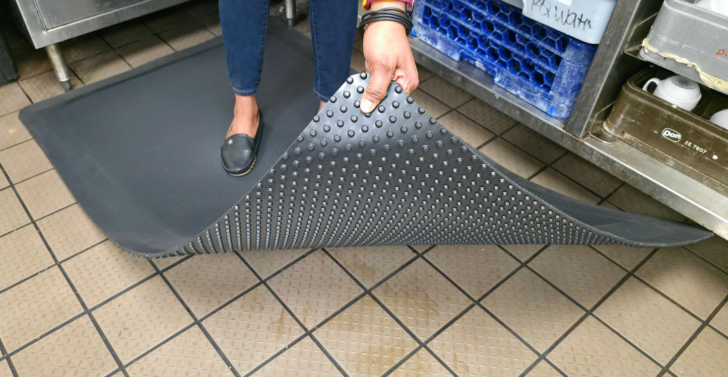 Pyramid Top Knobbed Back Anti-Fatigue